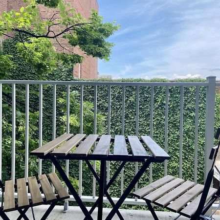 Appartement Condo Avec Terrasse Privee Dans Le Quartier Des Spectacles Montréal Buitenkant foto