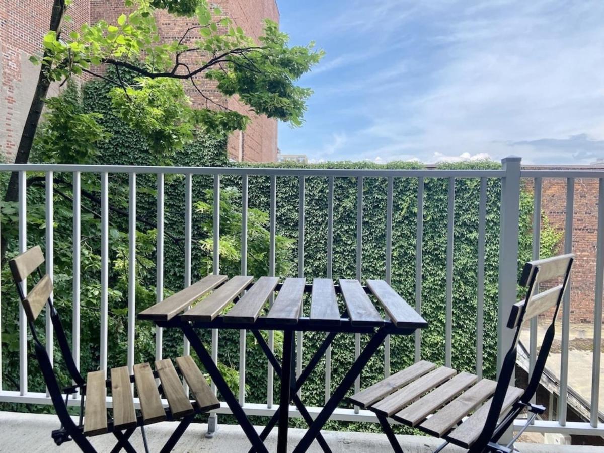 Appartement Condo Avec Terrasse Privee Dans Le Quartier Des Spectacles Montréal Buitenkant foto